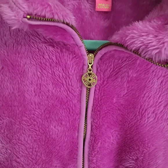 Lilly Pulitzer - Fuzzy Jacket - Size Large - Picture 3 of 4